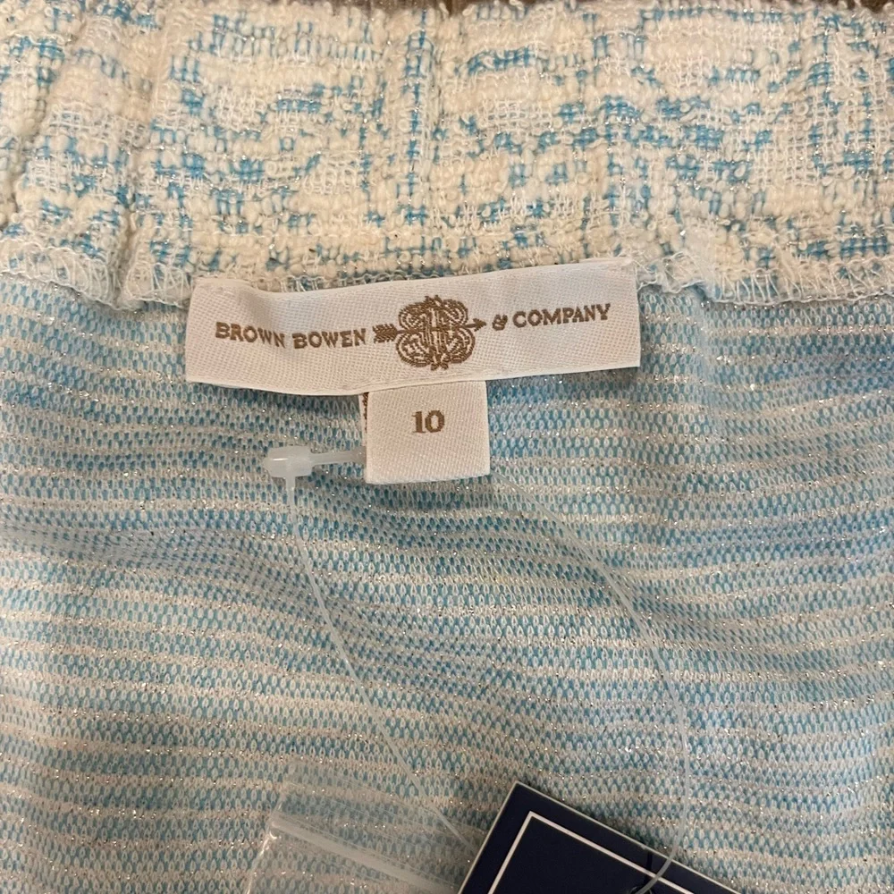 NWT Girls blue and cream skirt by Brown Bowen & Co Size 10